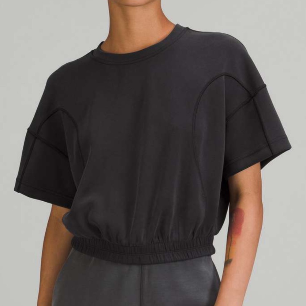 Lululemon Softstreme Gathered T-Shirt size 8